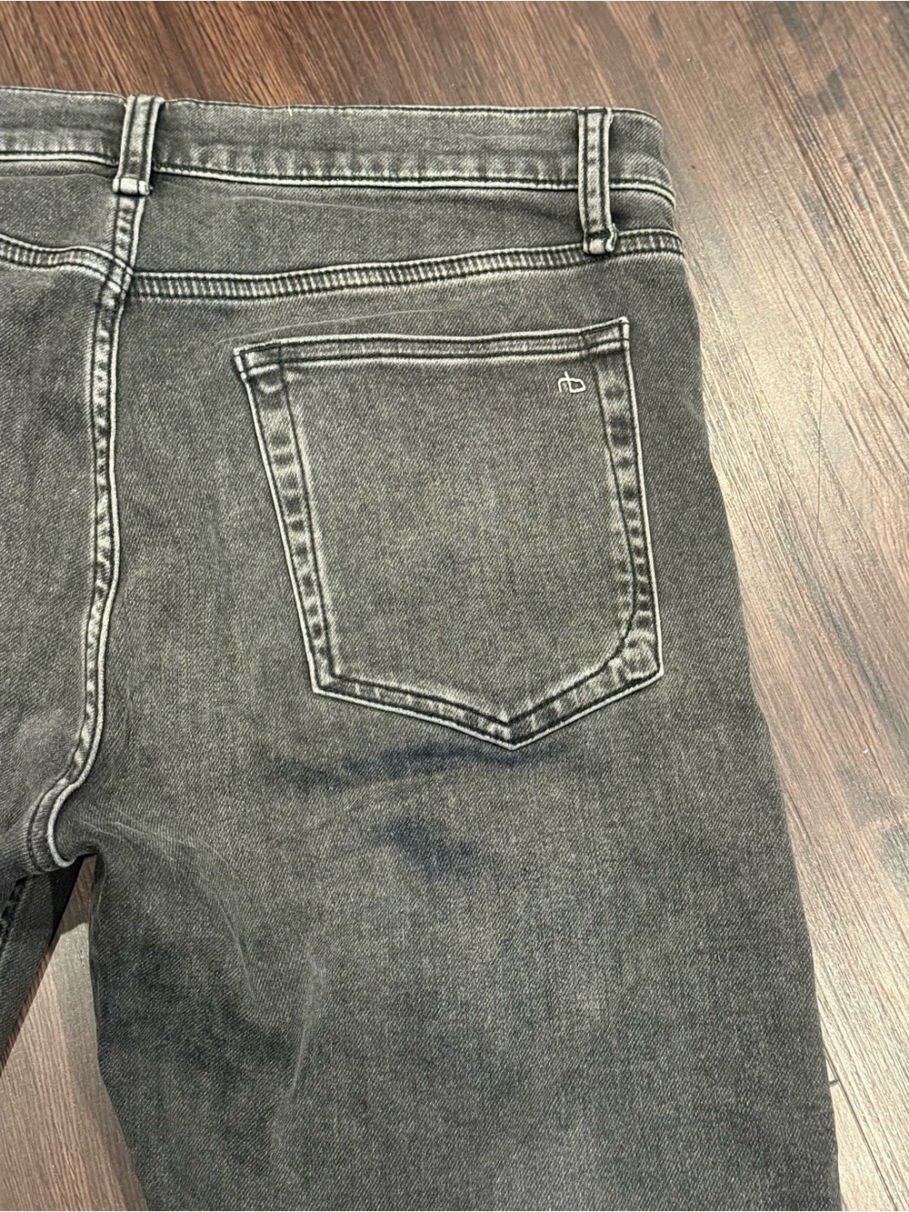 rag & bone NWOT Men's Faded Straight Jeans - Picture 10 of 10